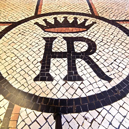 萨那里克斯酒店 3*