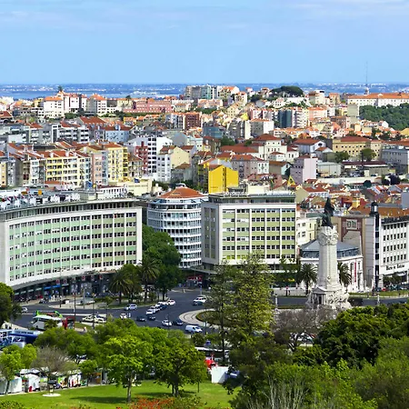 萨那里克斯酒店 3*