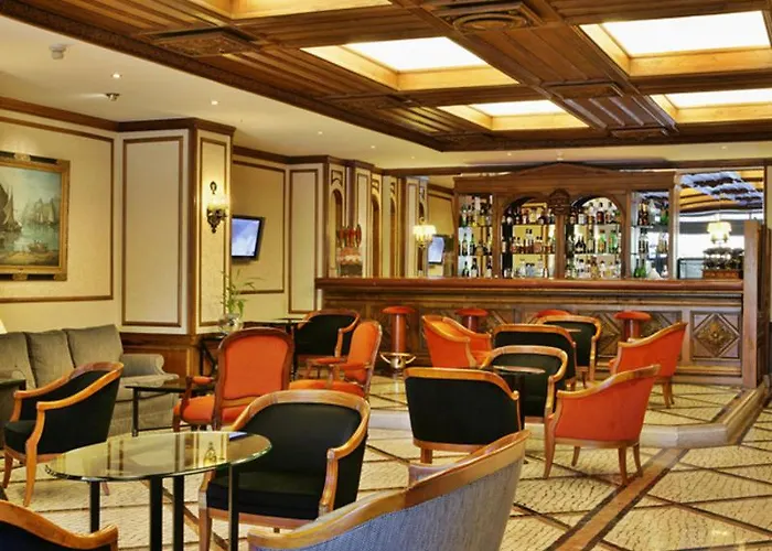 Sana Rex מלון 3*